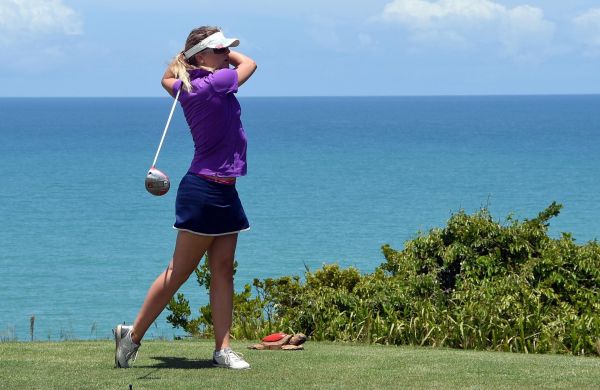 Chaussures de golf femme : crampons, chaussant, imperméabilité ... Comment choisir sans se tromper